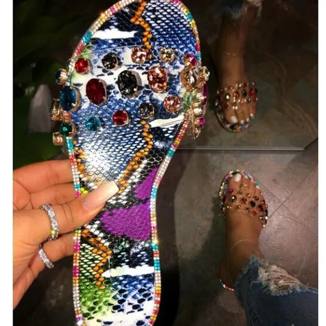 Glitter Slippers Women Summer Sandals 2020 Fashion Bling Female Candy Color Flip Flops Beach Diamond Flat Shoes Outdoor Sandals